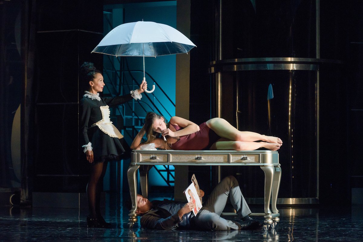 A velencei
kalmár Tompa Gábor rendezésében
a kolozsvári színpadon &bullet;  Fotó: Biró István/ Huntheater.ro