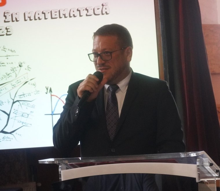 Kenőpénz elfogadása miatt vizsgálódik az időközben lemondott Maros megyei főtanfelügyelő ellen a DNA