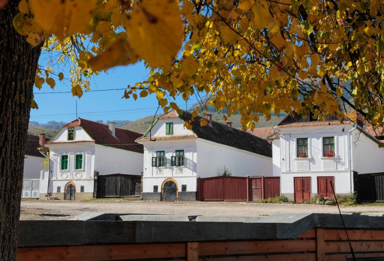 A kétszer felkelő nap vonzereje sem orvosolja a festői szépségű Torockó gondjait