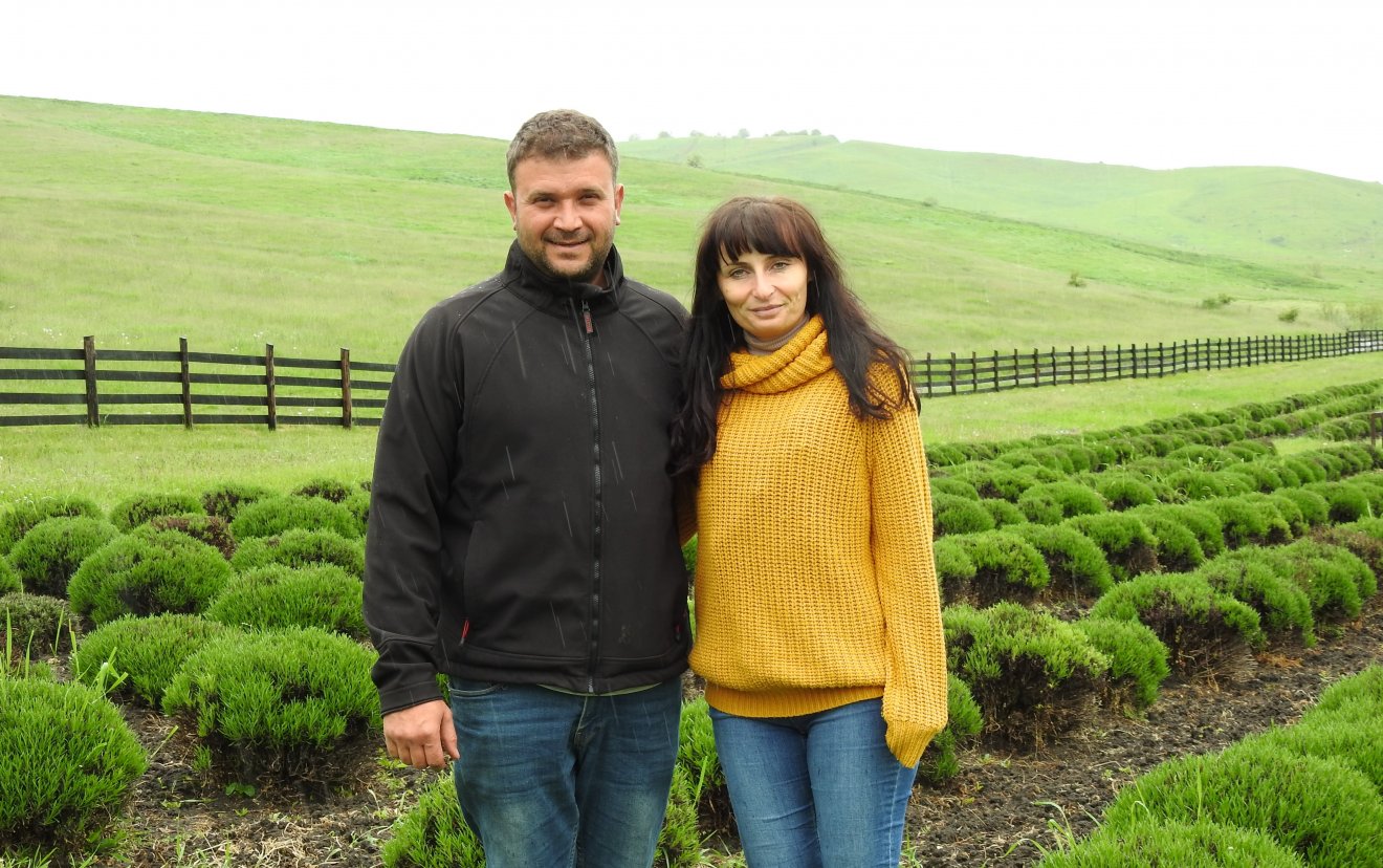 A Valkai házaspárnak régi álma valósult meg a kolozsi farmturizmussal •  Fotó: Makkay József