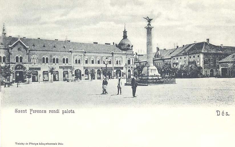 Dés főterét 1919 előtt egy Turulszobor uralta •  Fotó: Archív