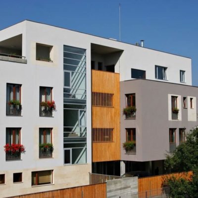 Az új kórházrészleg korszerű épülete Kolozsvár belvárosának a szomszédságában található •  Fotó: Gynia Klinika