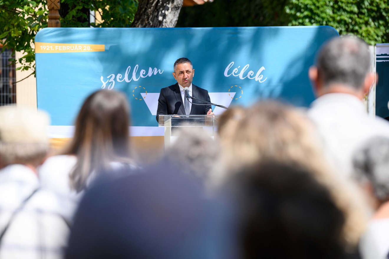 Potápi Árpád János: A magyar történelmi egyházak munkássága, segítsége nélkül nem tudtuk volna megőrizni magyarságunkat, hitünket •  Fotó: MTI