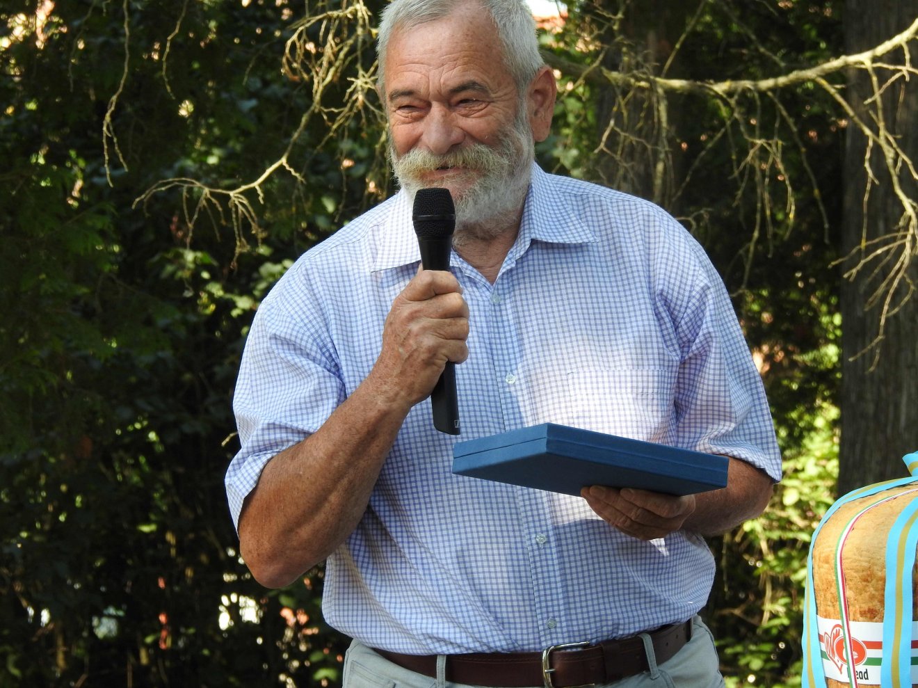 Miklós Gyula balavásári agrárvállalkozó a díjátadón. A mezőgazdasági szakember vetőmagtermesztéssel foglalkozik •  Fotó: Makkay József