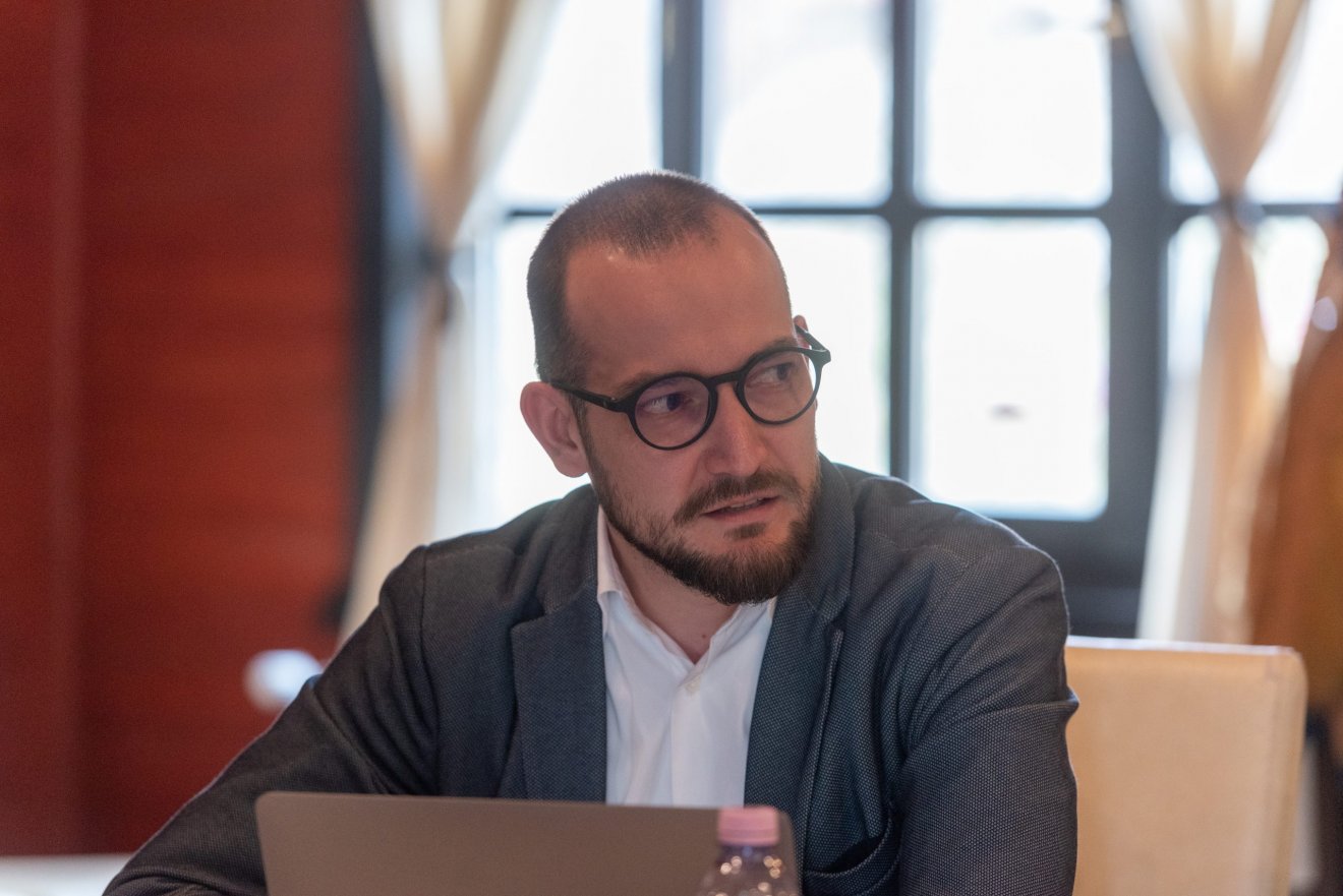 Tussay Szilárd szerint az idősgondozás legnagyobb kihívása a szükséges munkaerő hiánya •  Fotó: Kiss Gábor