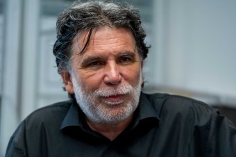 Aki megakadályozta a Mátyás-szoborcsoport elköltöztetését: életút-beszélgetés Guttmann Szabolcs műépítésszel