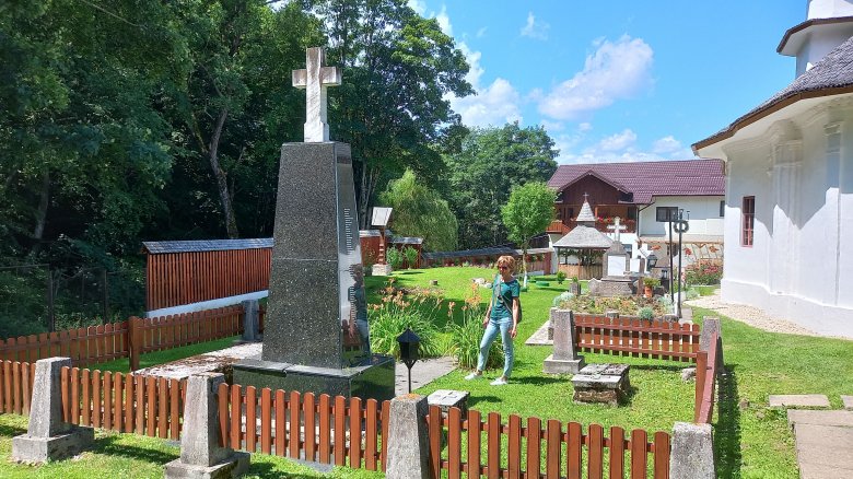 A vasgárdisták emléke előtt tiszteleg az utókor és az ortodox egyház •  Fotó: Szucher Ervin
