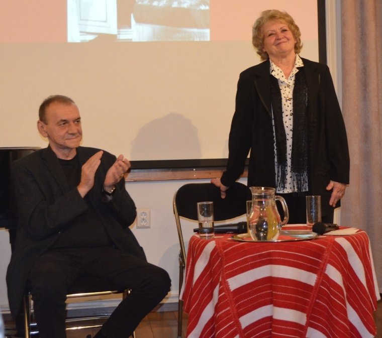 Akinek Jászai Mari naplója ihlette a hivatását – Albert Júlia kolozsvári színésznő életpályája küszöbről küszöbre