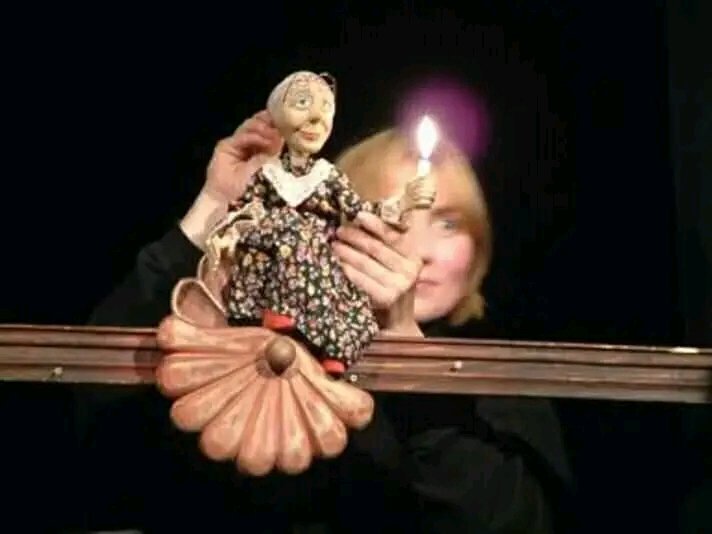 Hároméves kortól hozzák előadásokra a kicsiket, ekkor már megértik a mesét •  Fotó: Patka Ildikó magánarchívuma