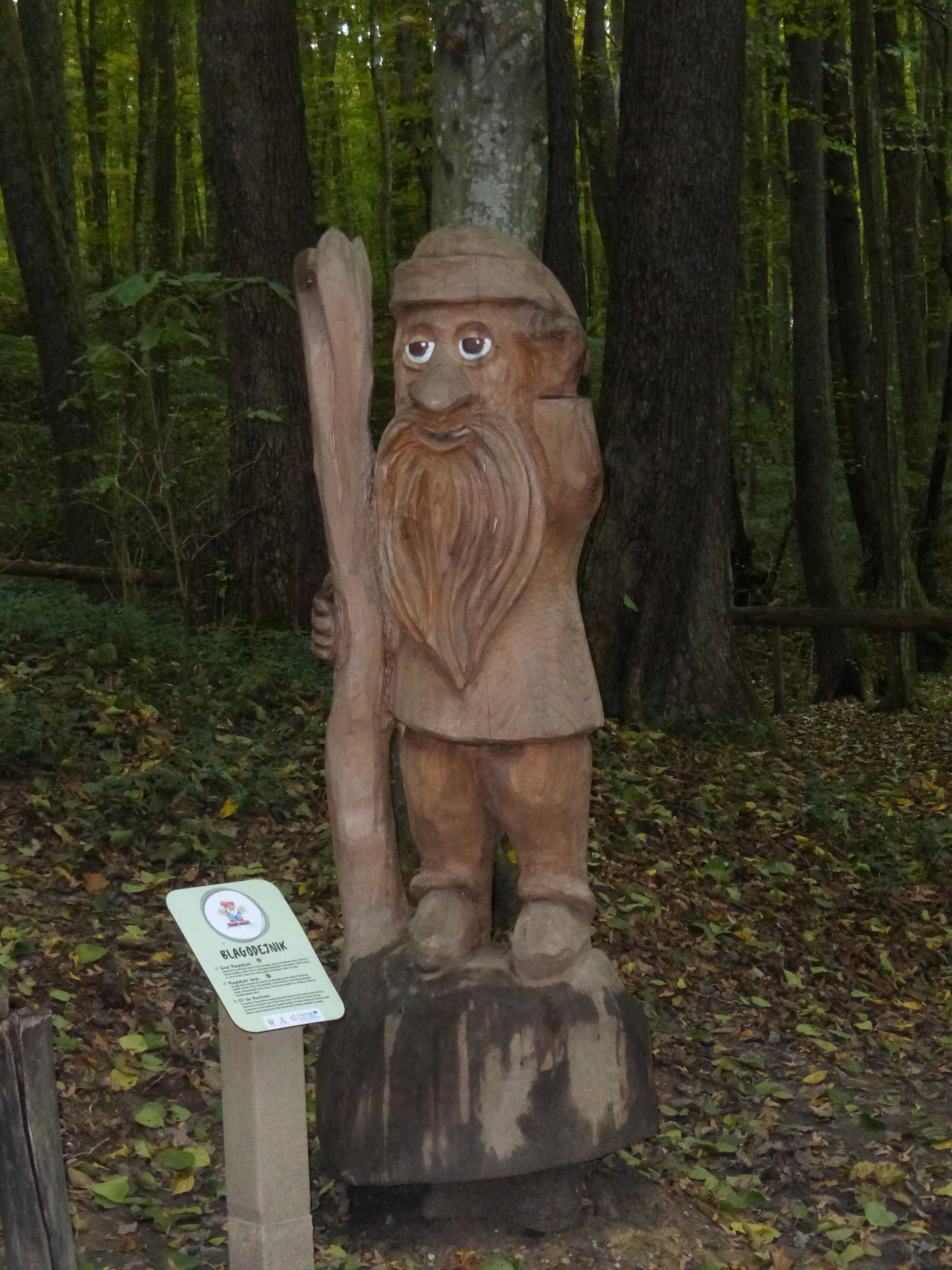 Blagodejnik törpe őrzi a Szent Vid gyógyforrást •  Fotó: Csermák Judit