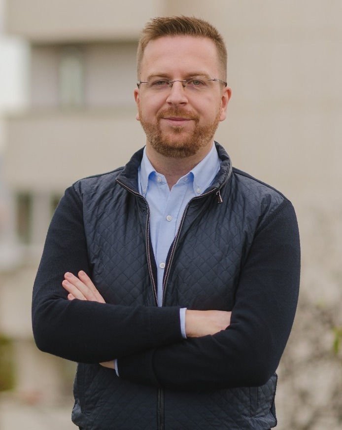 Talpas Botond erdélyi igazgató szerint a a Mathias Corvinus Collégiumban európai, keresztény, nemzetéhez ragaszkodó, konzervatív értékrendű nevelés történik •  Fotó: Mathias Corvinus Collegium