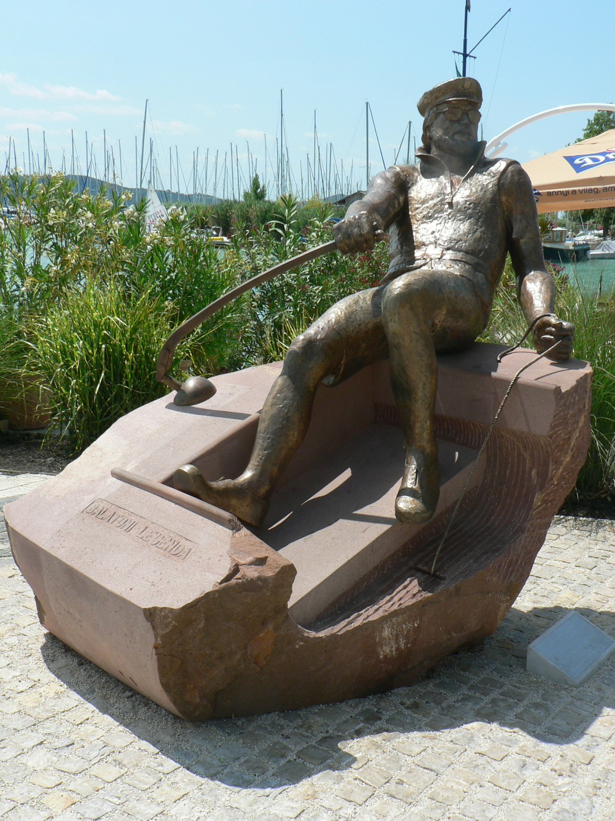 A színész balatonfüredi szobra 