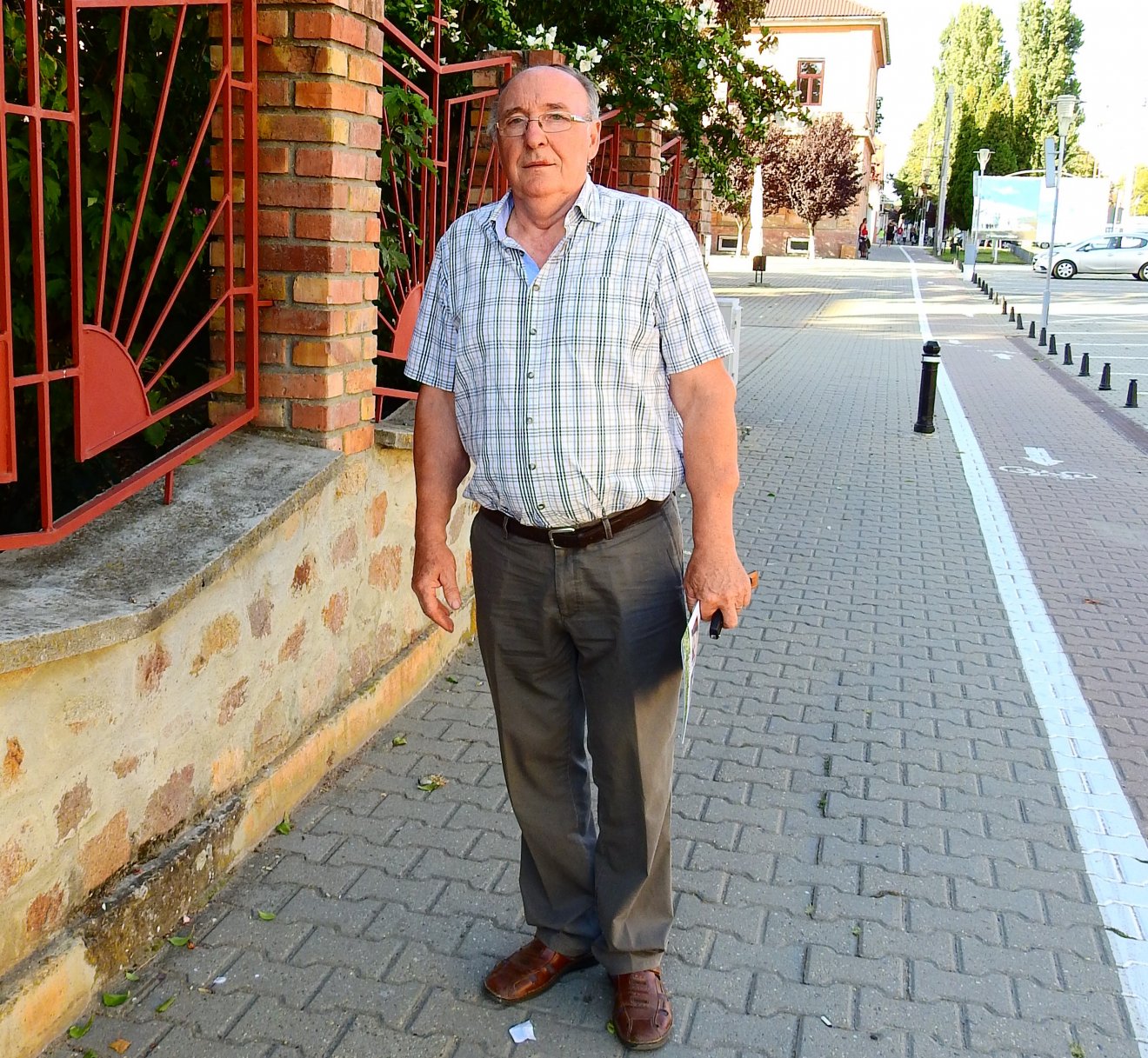 Nagy István fi zikatanár szerint gyenge az érdekérvényesítésünk a bukaresti tanügyminisztériumban •  Fotó: Makkay József