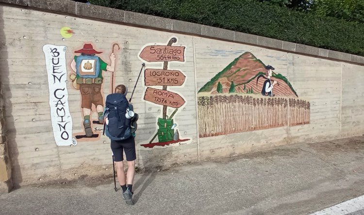 Buen camino, azaz jó utat! A zarándokok számára ez a bevett köszönésforma a gyaloglás során •  Fotó: Facebook/Sándor Boróka