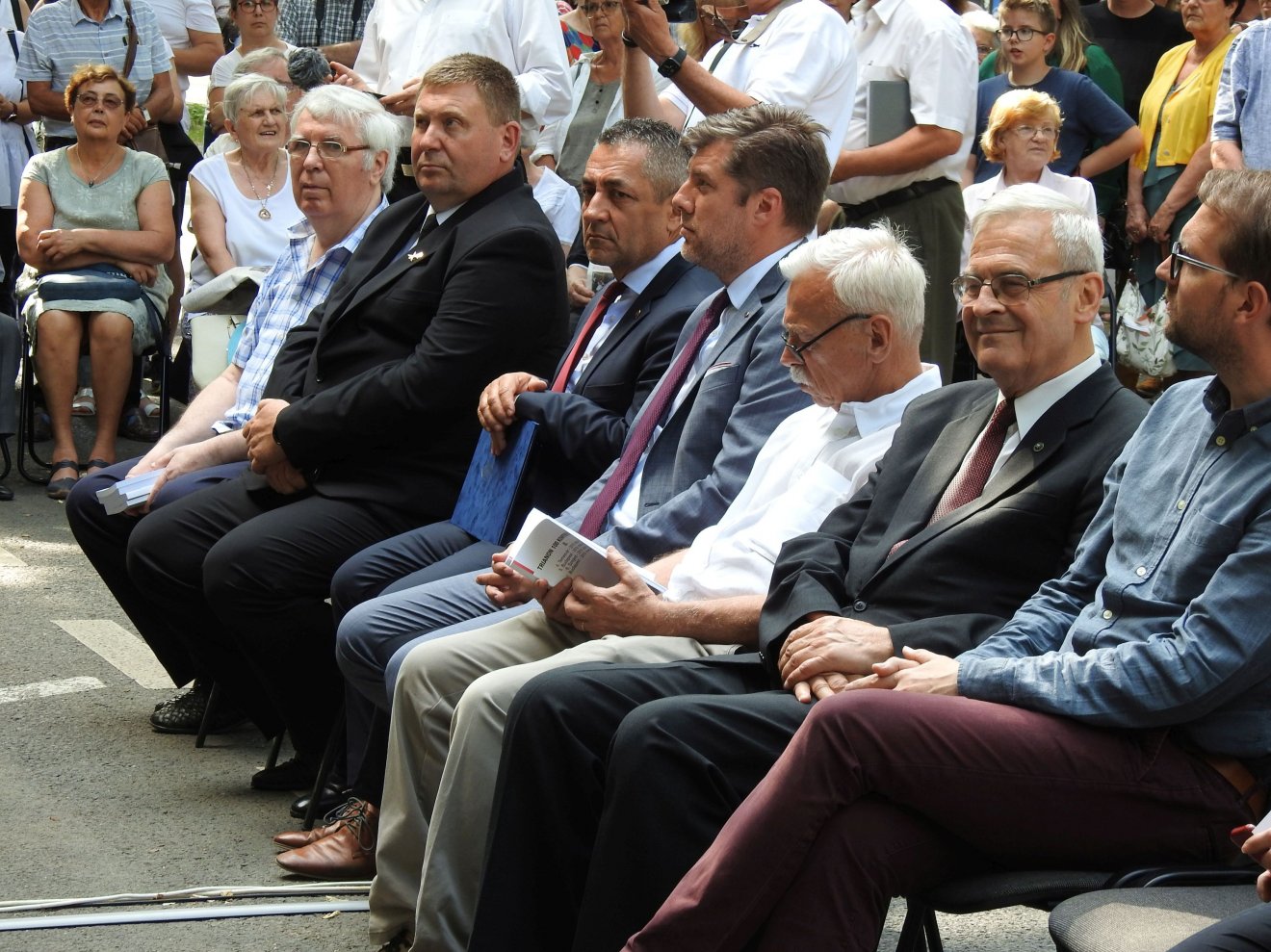 A házavató meghívottjai •  Fotó: Makkay József