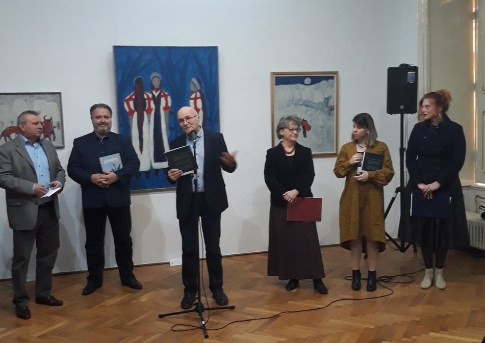 Az emlékév
nyitóeseménye a nagyszabású
életmű-kiállítás, amely a kolozsvári
Bánff y-palotában működő Művészeti
Múzeumban nyílt meg Magyarország kolozsvári
főkonzulátusának védnökségével •  Fotó: Nánó Csaba