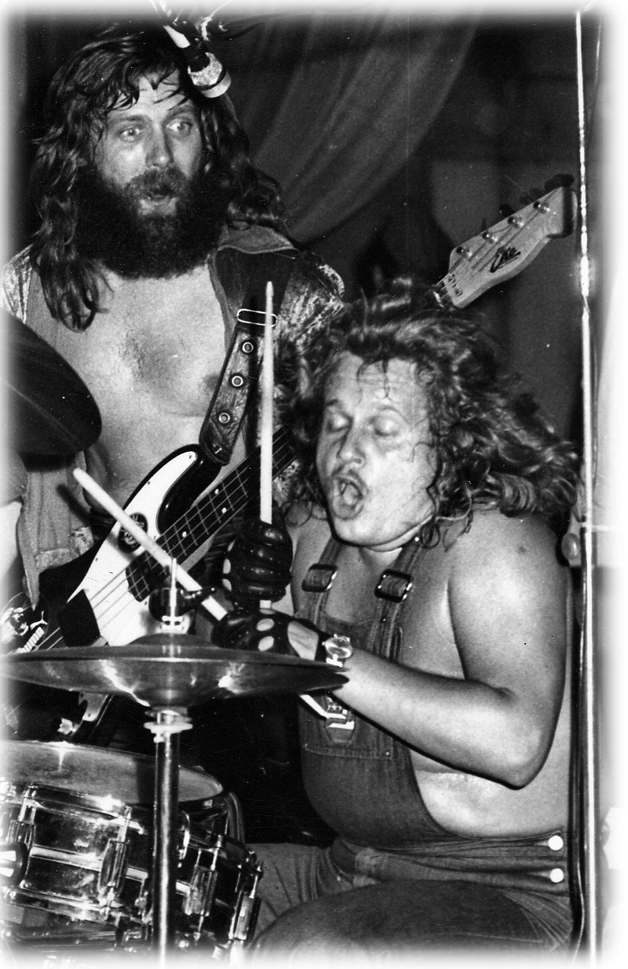 Virányi Attila és Ráduly Béla, a Metropol együttes tagjai •  Fotó: Erdélyi magyaRock