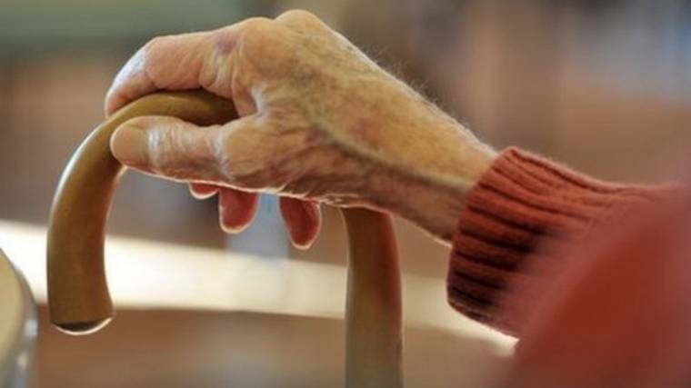 Idős magyar sors öregek otthonában