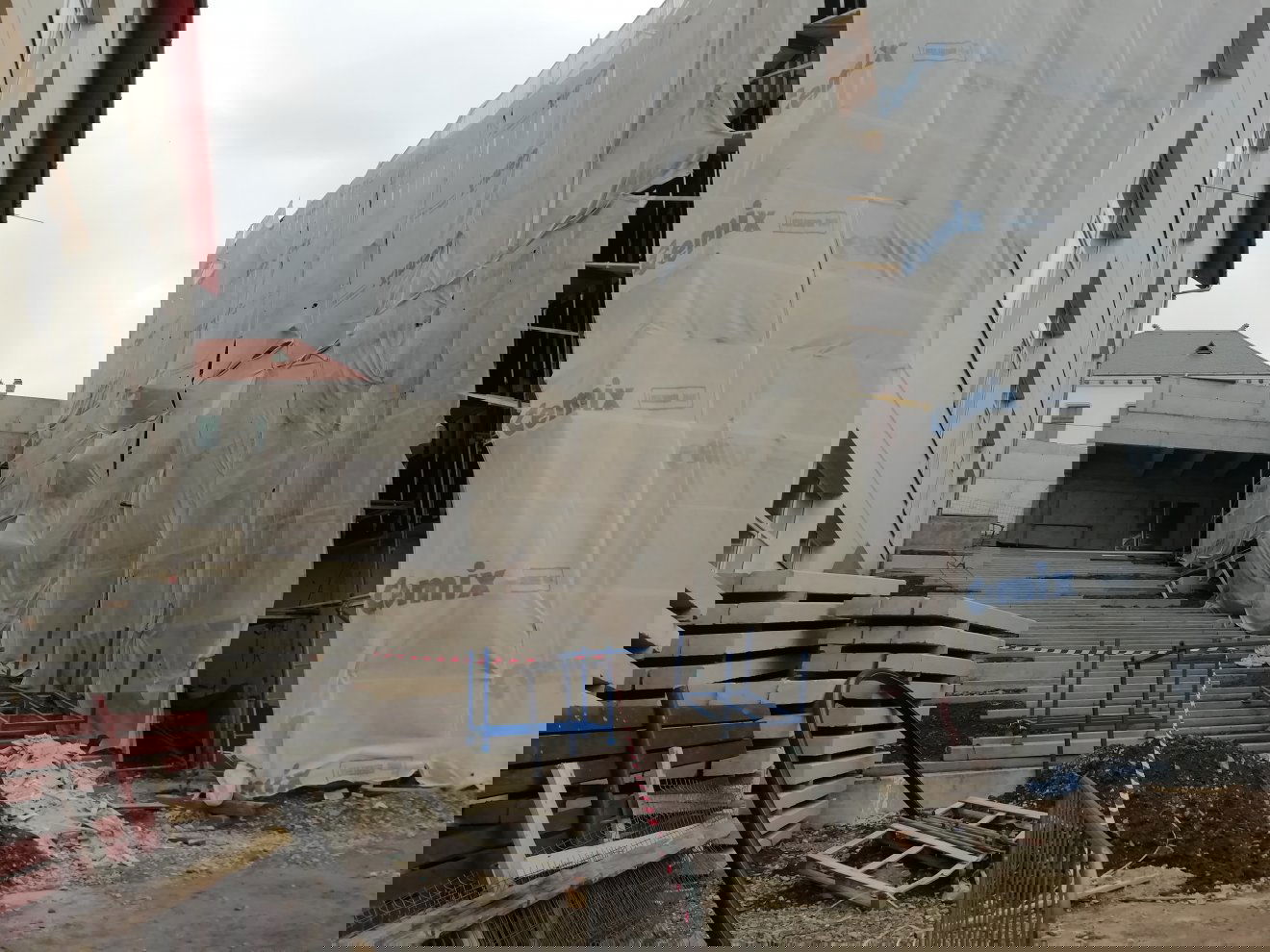 Épülőben az új ingatlan az elemis diákok számára •  Fotó: Somogyi Botond