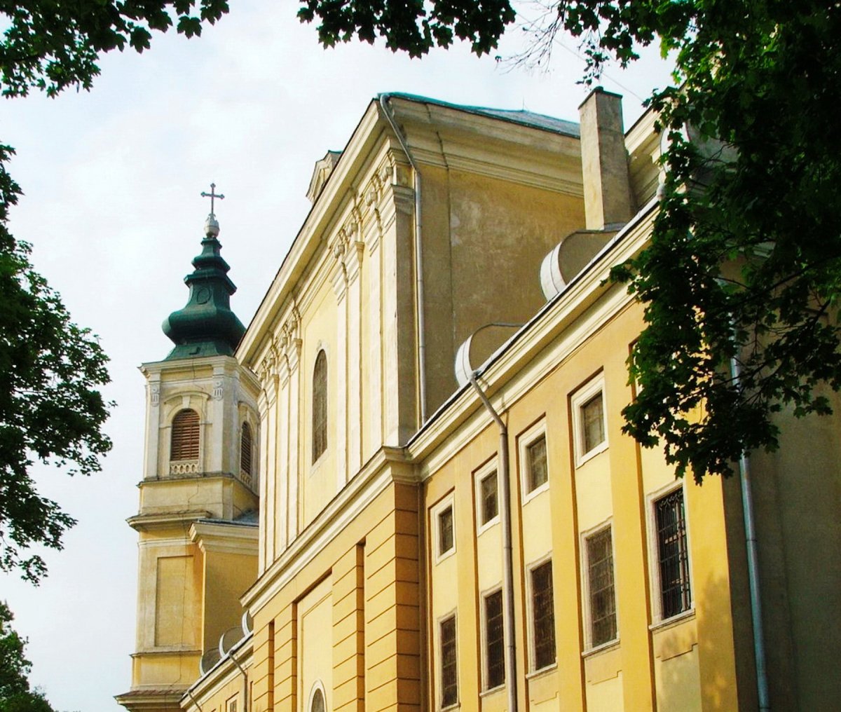 A nagyváradi székesegyház levéltári szárnya •  Fotó: Sütő Éva