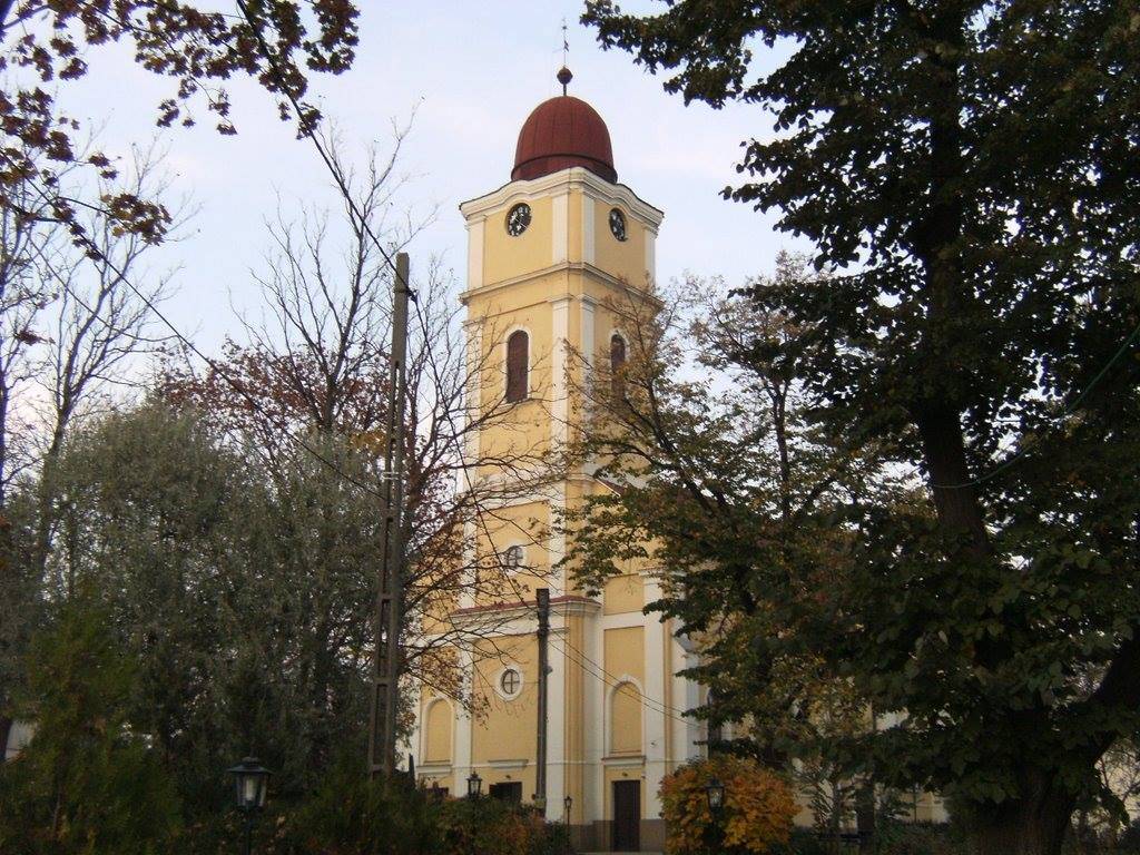 Az érmihályfalvi református templom tornya: az 1956-os események mementója &bullet;  Fotó: Sütő Éva