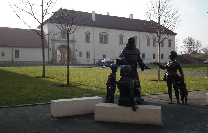 &bullet;  Fotó: Makkay József