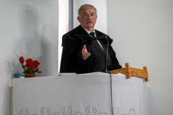 Hálót és nem halat kell adni – beszélgetés Kató Béla leköszönő erdélyi református püspökkel