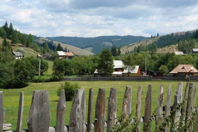 Falusi jószolgálat gyerekeknek és időseknek