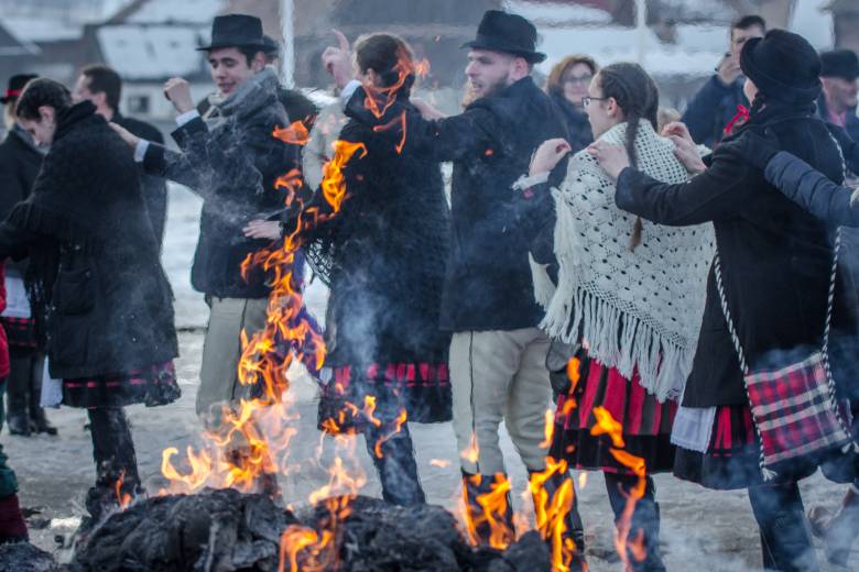A farsangnak évszázadokig gőzkieresztő szerepe volt. Ilyenkor minden a feje tetejére áll és a közösségnek így jó •  Fotó: Pinti Attila