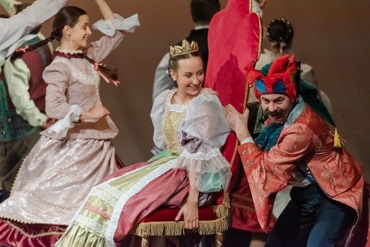 A Hargita Nemzeti Székely Népi Együttes magyarországi és felvidéki turnéja