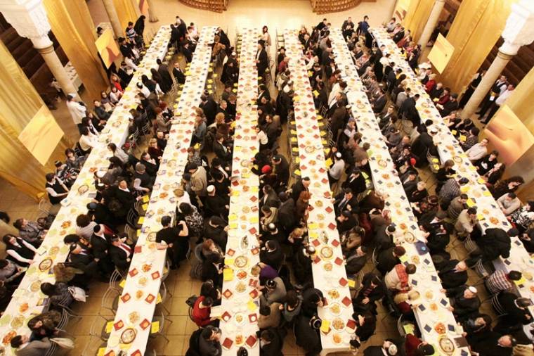 Sok színben harsogó virágcsokor