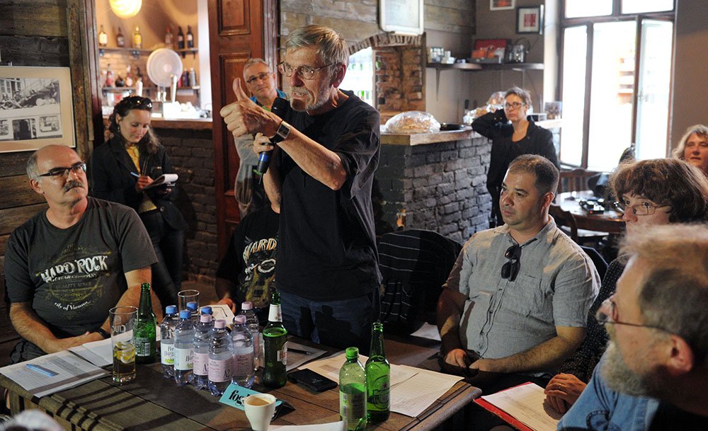 Boros Zoltánnak (középen) eszébe juthattak a régi szép idők is &bullet;  Fotó: Beliczay László