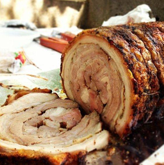 Porchetta, a felcsavart malac