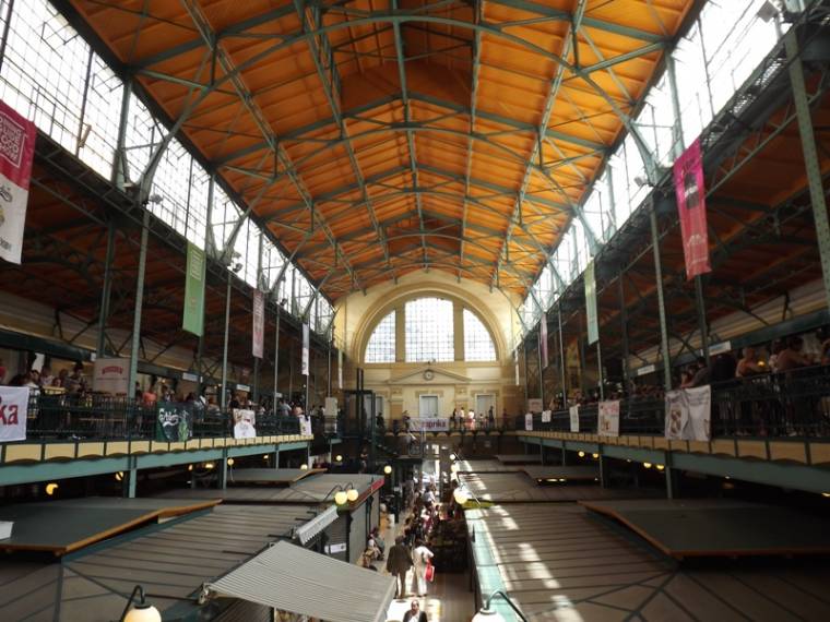 Az utcai étkezés örök öröme