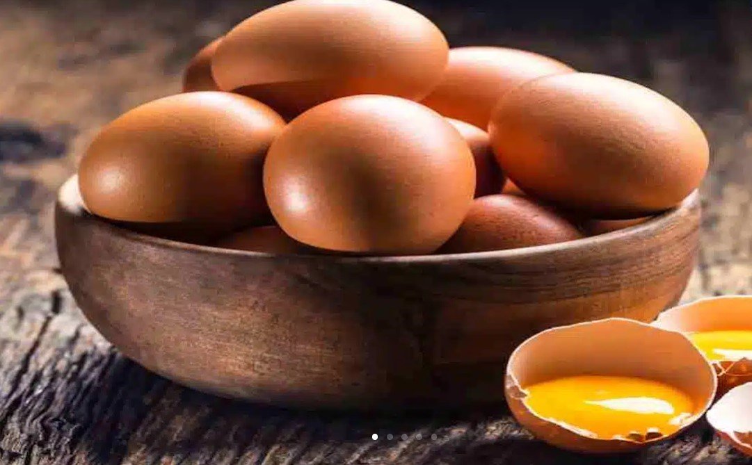 Az élelmiszer-kutatók szerint a tojás az anyatejhez hasonlóan 100%-os biológiai értékkel rendelkezik, aminek fehérjéje gyakorlatilag se zsírt, se szénhidrátot nem tartalmaz •  Fotó: Capriovus.eu