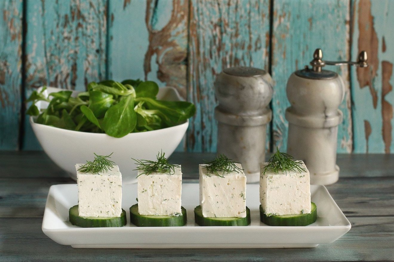 A tojásfehérjét sajthelyettesítő élelmiszerek gyártására is felhasználják a laktózérzékenyek számára •  Fotó: Capriovus.eu