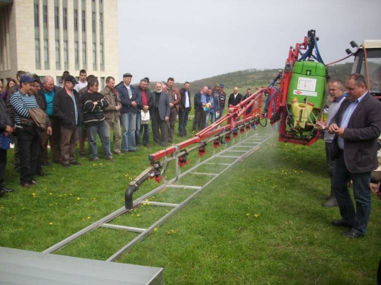 A Maros megyei RMGE a romániai magyar felnőttképzés zászlóshajója