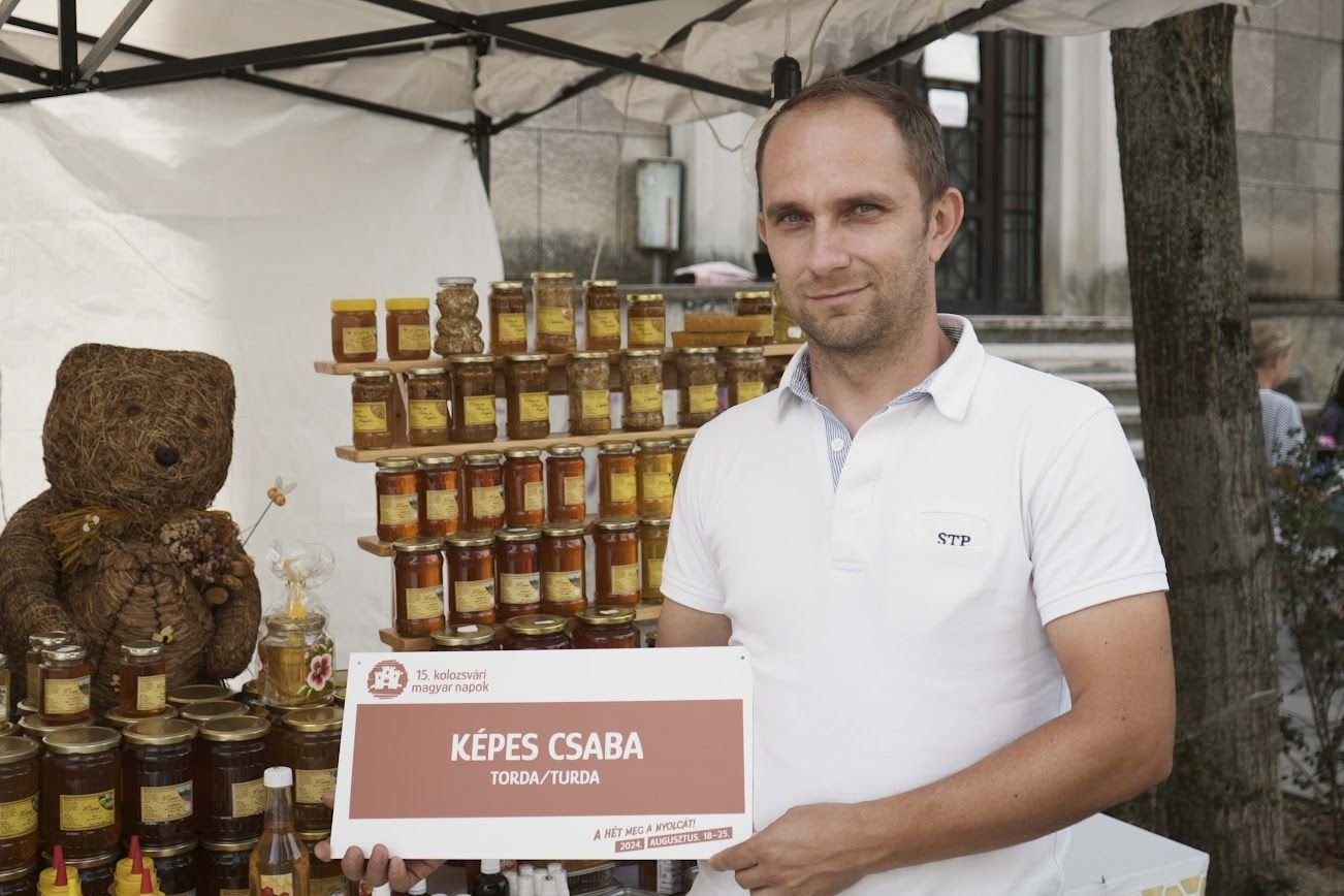 Képes Csaba tordai méhész szerint a hazai termelőknek egyre nehezeb talpon maradni &bullet;  Fotó: Oláh-Badi Levente