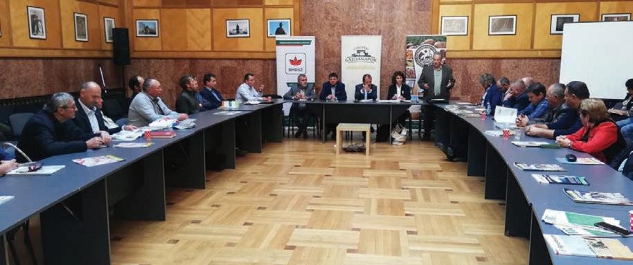 A gazdák könnyebb boldogulását szolgálná az alakuló szaktanácsadói-hálózat •  Fotó: Facebook.com/Csíkszéki Gazdanapok