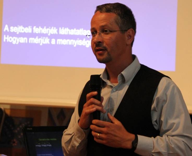 Szintetikus biológia széki táncrendben