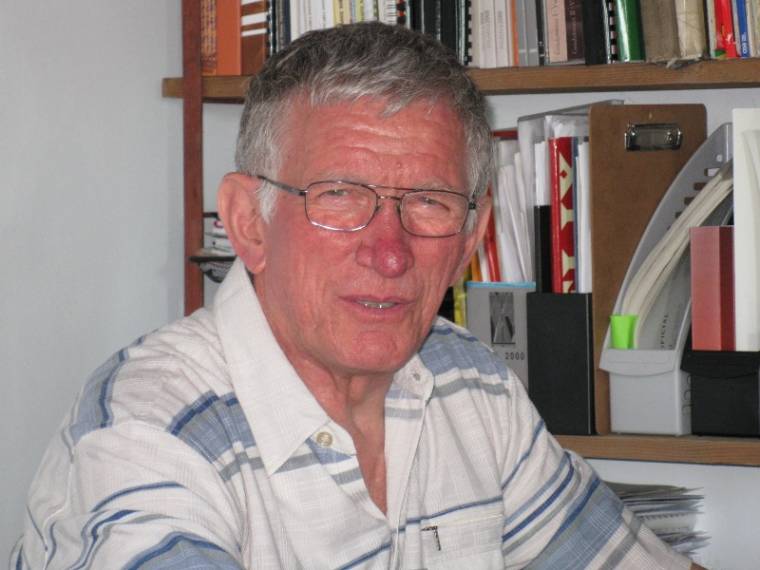 Menekülés a buldózer elől