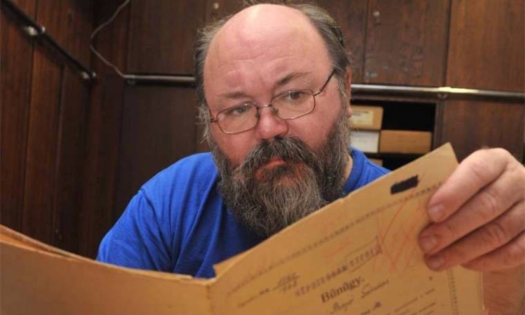 Kádárt nem érdekelte az erdélyi magyarság