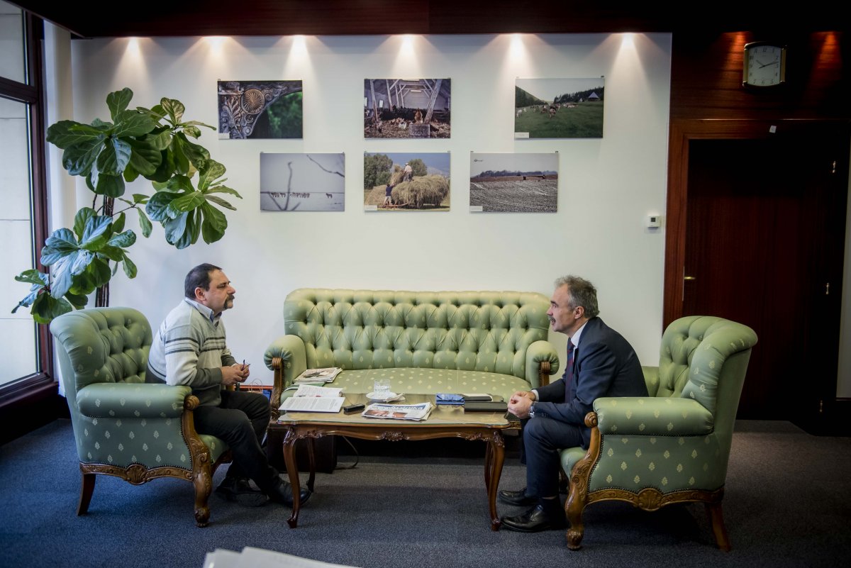 Látogatóban az agrárminiszter kabinetjében. A szaktárcánál mindig szívesen fogadott vendégek az erdélyiek &bullet;  Fotó: Pelsőczy Csaba