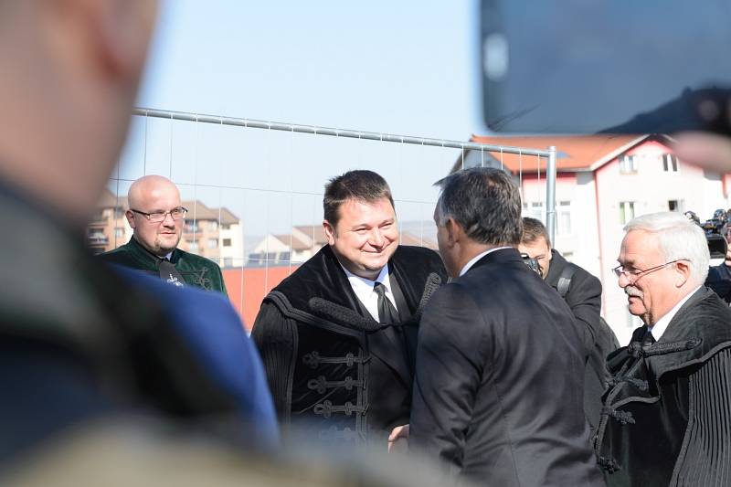 Máté István fogadja Orbán Viktort és Kató Bélát •  Fotó: Kiss Gábor