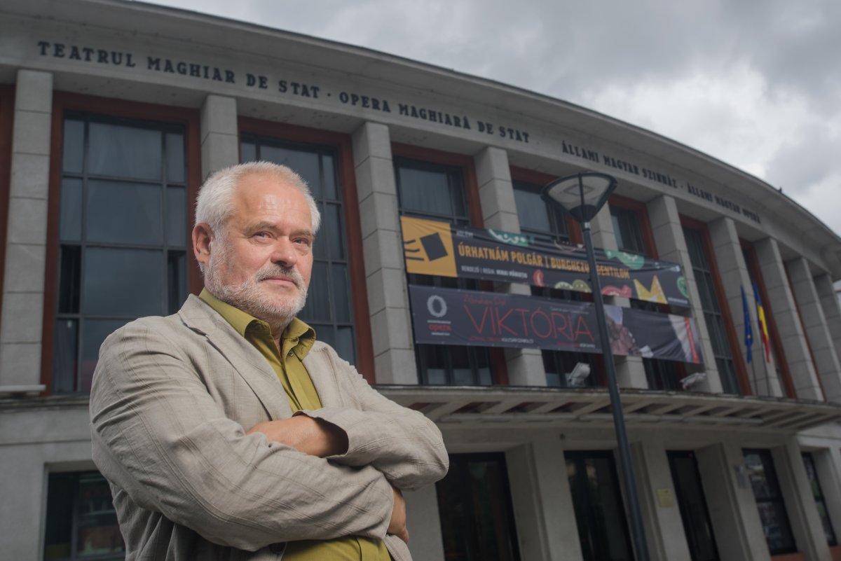 A kitüntetést Szép Gyula operaigazgató veszi át •  Fotó: Bíró István