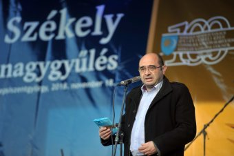 Budapest úgy tekint a székelységre, mint falusi rokonokra, Bukarest pedig mint alattvalókra