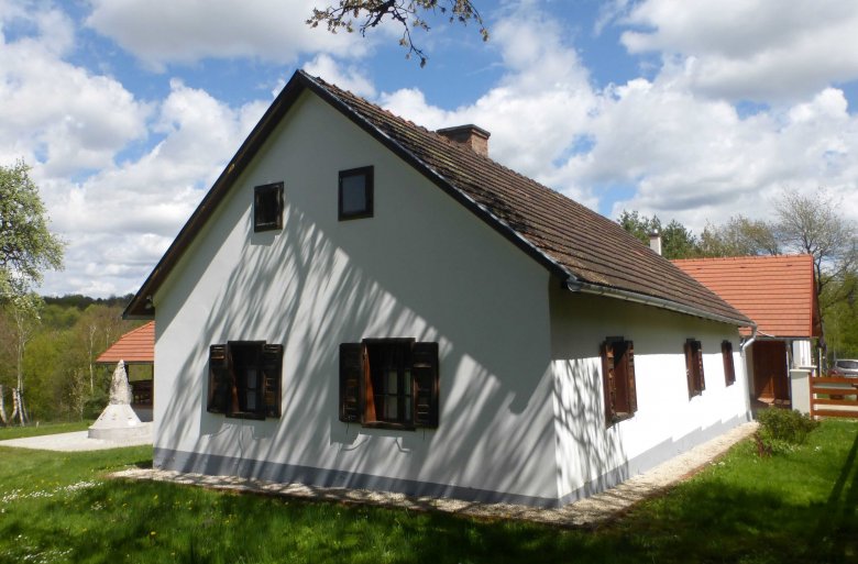 Orfalu nevezetessége, a szlovén tájház •  Fotó: Csermák Judit