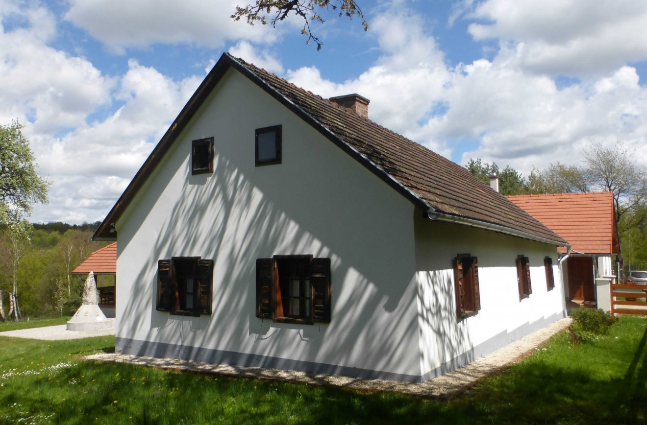 Orfalu nevezetessége, a szlovén tájház •  Fotó: Csermák Judit