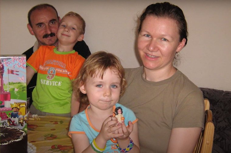 A családok nemzetközi napjának szenteli egész napos műsorát május 15-én, szerdán a Kossuth Rádió