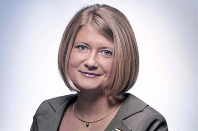 Az EU nem kényszeríti ki a kisebbségi jogokat